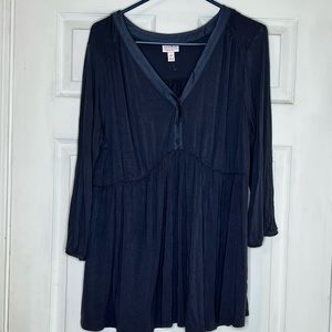 Brand new XXL Fowy Maternity shirt